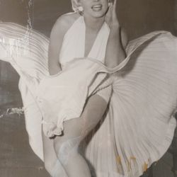 Marilyn Monroe Picture Frame 3 Ft By 3 Ft $20