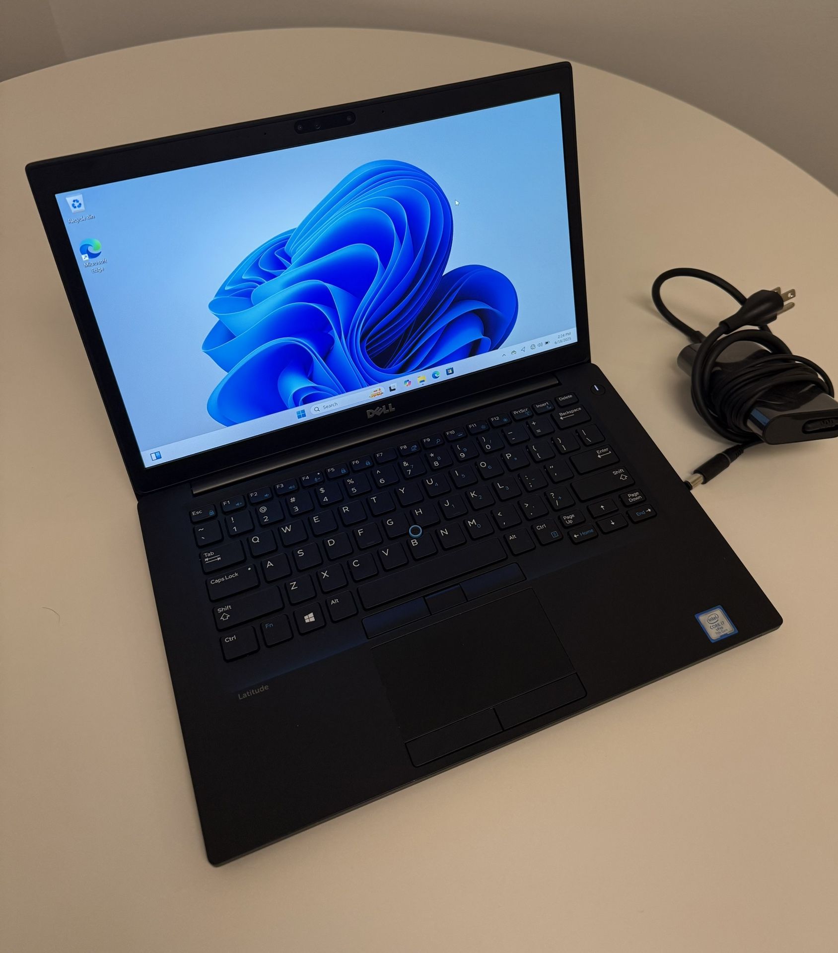 Dell Latitude 7480 Laptop i7 16gb Ram 512gb SSD