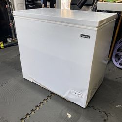 Magic chef 7.0 Garage Freezer