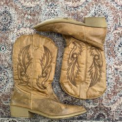 Women’s cowboy boots