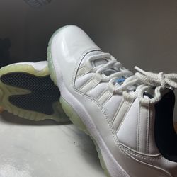 Size 6.5 YJordan 11 Retro Low Legend Blue