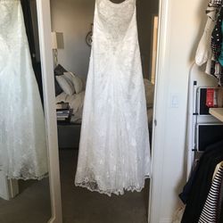Wedding dress Size 12 /Ivory