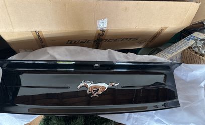 Ford S550 Deck Lid
