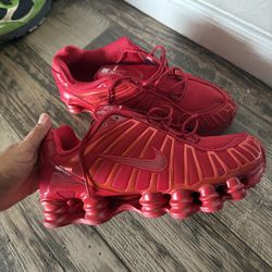 Gym Red Shox Size 8 Men’s 