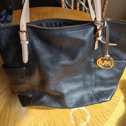 MK Purse