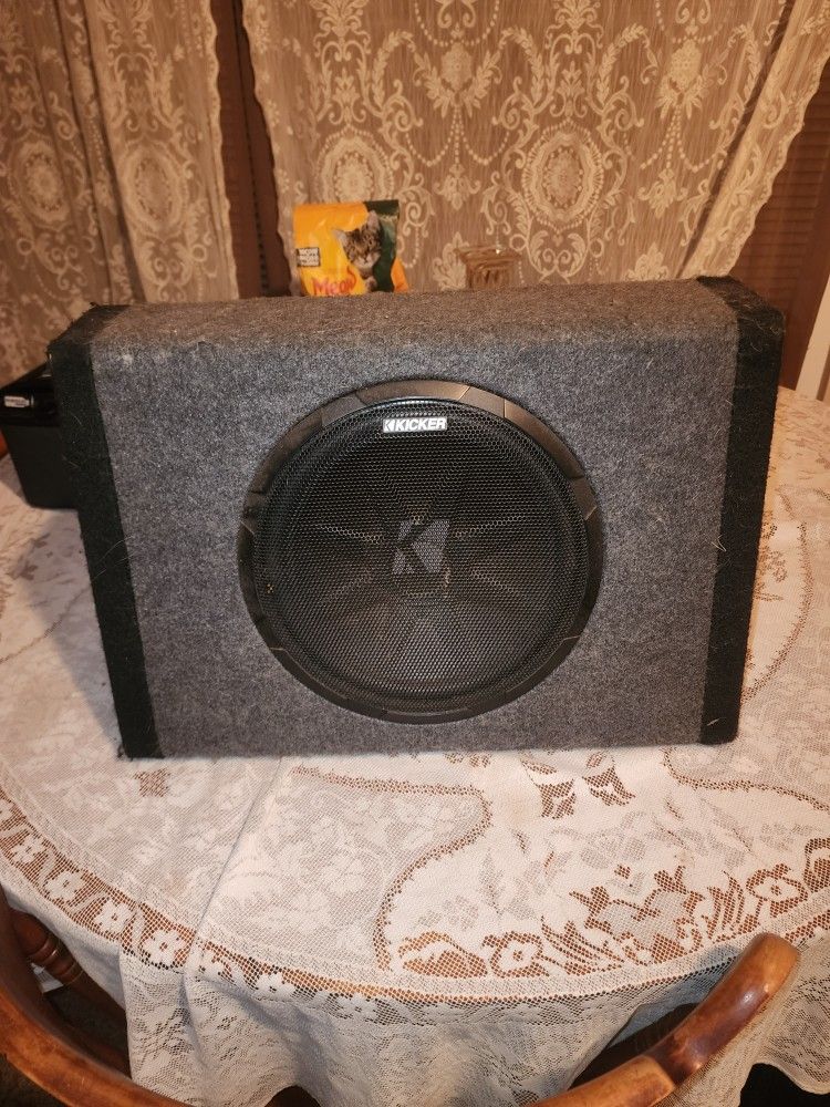 10 Inch Kicker Subwoofer W/ Built In Amp