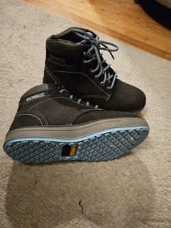 Dewalt Woman's Steel Toe Sz 7.5