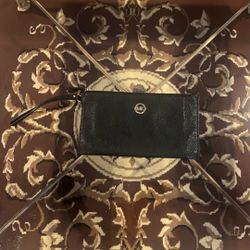 Michael Kors wristlet