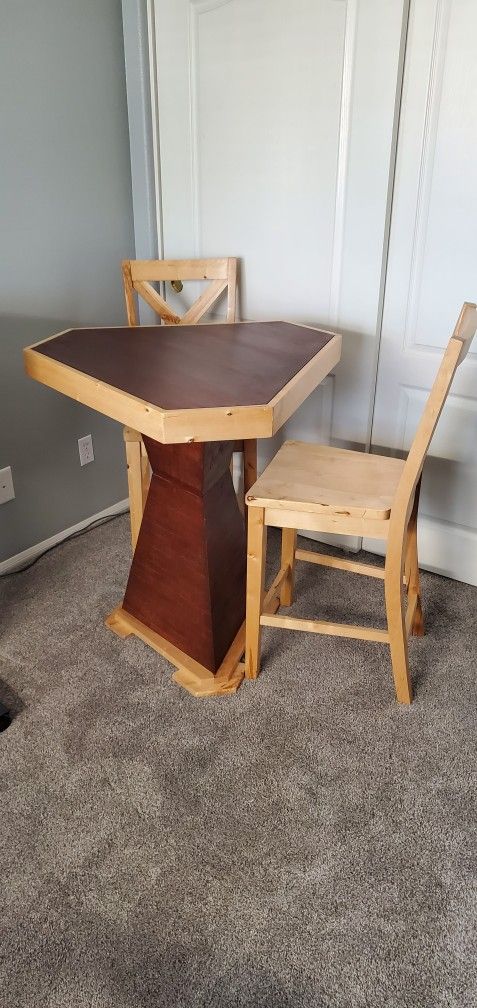 Pub Table