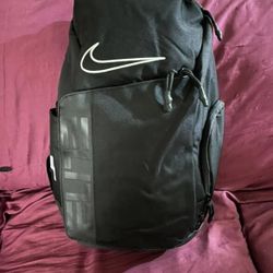 Nike Elite Pro V1