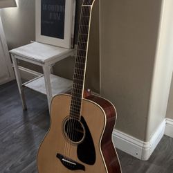 Yamaha Fg830