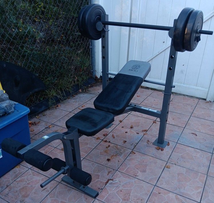 Gold's Gym XR 6.1 Bench Press With Weights