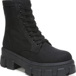 NEW- Circus by Sam Edelman Dane Lug Sole Combat Women Black Boots, Boot, Shoes 7.5 Motorcycle