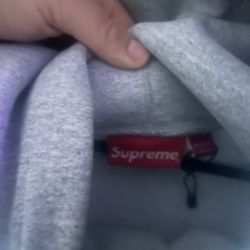 Supreme Hoodie