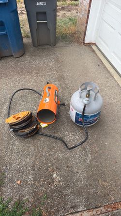 Propane heater with propane bottle