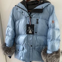 New Moncler Womens Fur Puffer Jacket Size M