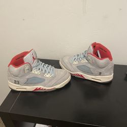 AIR JORDANS 