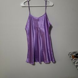 Women's L/XL Sexy Lavender Night Gown