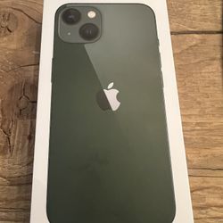 iPhone 13 256GB Metro or T-Mobile (Sealed In box)