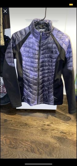 North face jacket small