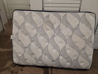 Queen Mattres Boxspring Practically Brand New