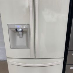 REFRIGERATOR KENMORE BEIGE 3 DOOR