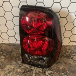 Chevy Trail Blazer Tail Light 