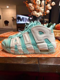 Nike Air More Uptempo GS Island Green Mint White 7youth excellent condition