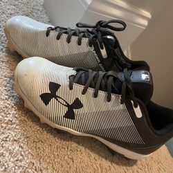 Under Arbor Cleats