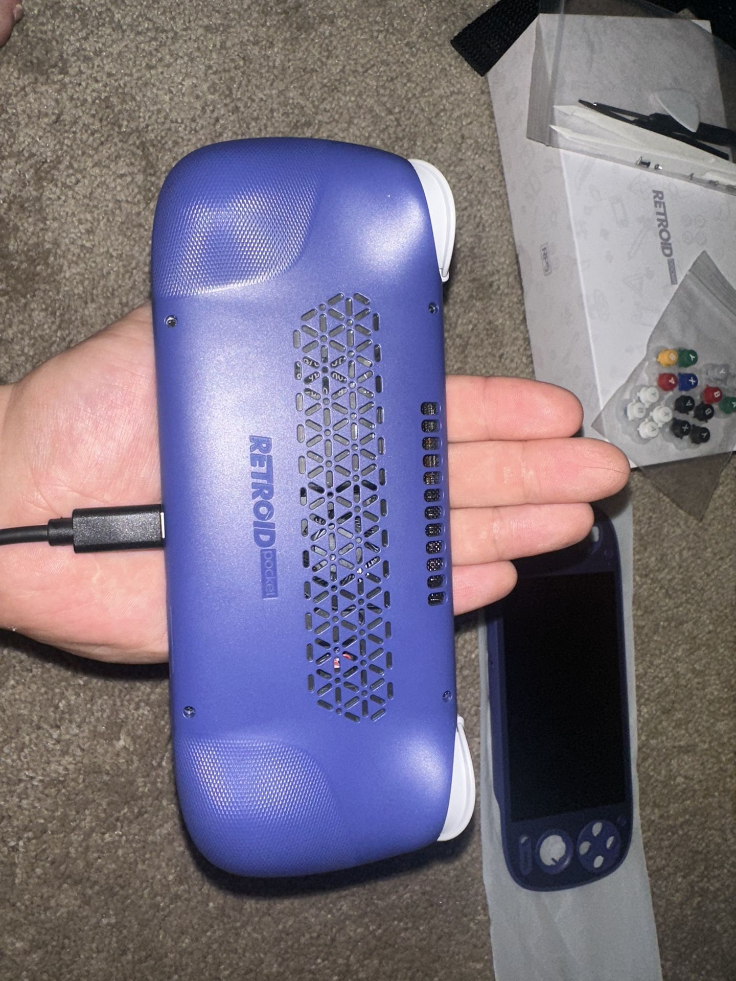 Retroid Pocket 5 (accepting Trades)