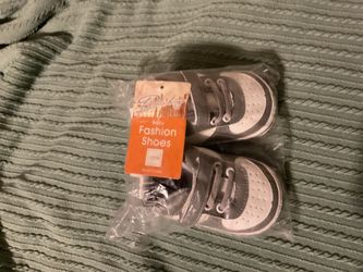 Infant sneakers
