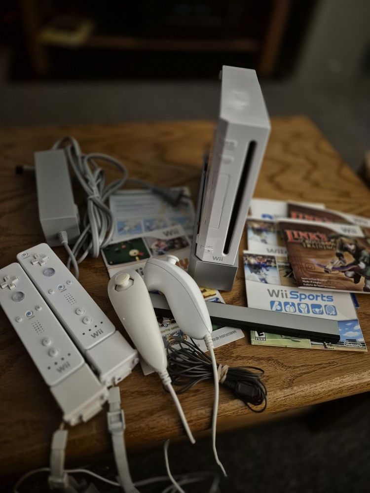 NINTENDO WII COMPLETE