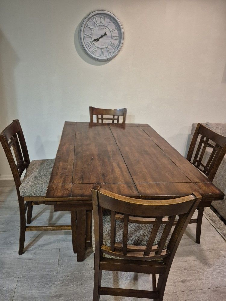 Dining Table (Bar Height)