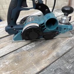 Makita KP0810 Modified Surfboard Shaping Planer – Dialed & Read