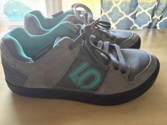 Five Ten Mountain Biking Shoes 