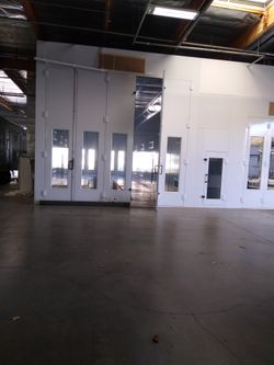 Spray paint booth