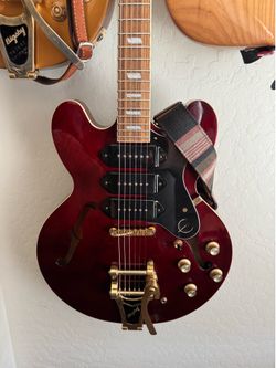 Epiphone Riviera P93