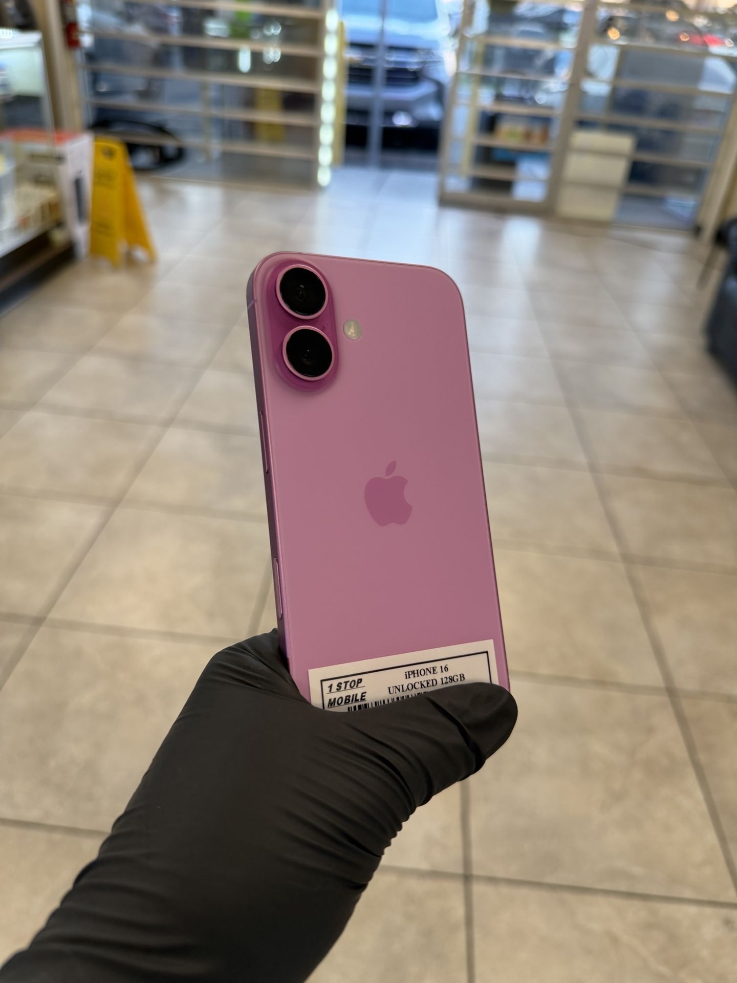 iPhone 16 UNLOCKED