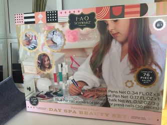 Brand New F A O Schwarz Day Spay Beautify Spa
