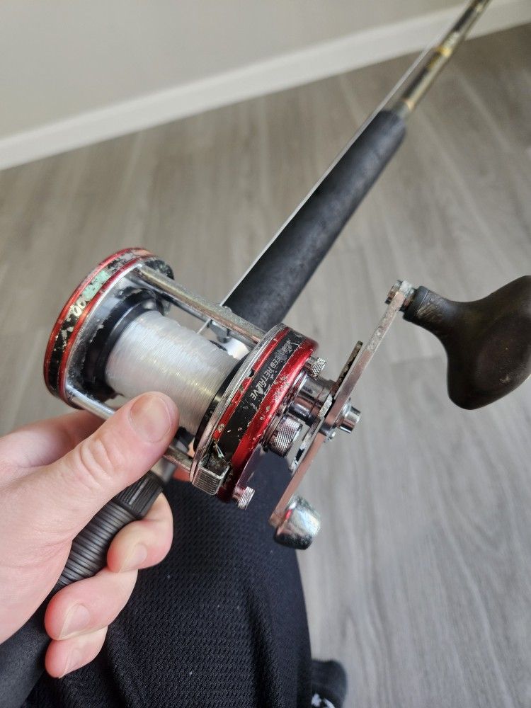 Abu Garcia Ambassador 7000 Casting Reel And Quantum Iron 606 20 To 40 Lb Casting Rod For Ensure Offshore Pier Boat Trolling Snook Tarpon Etc