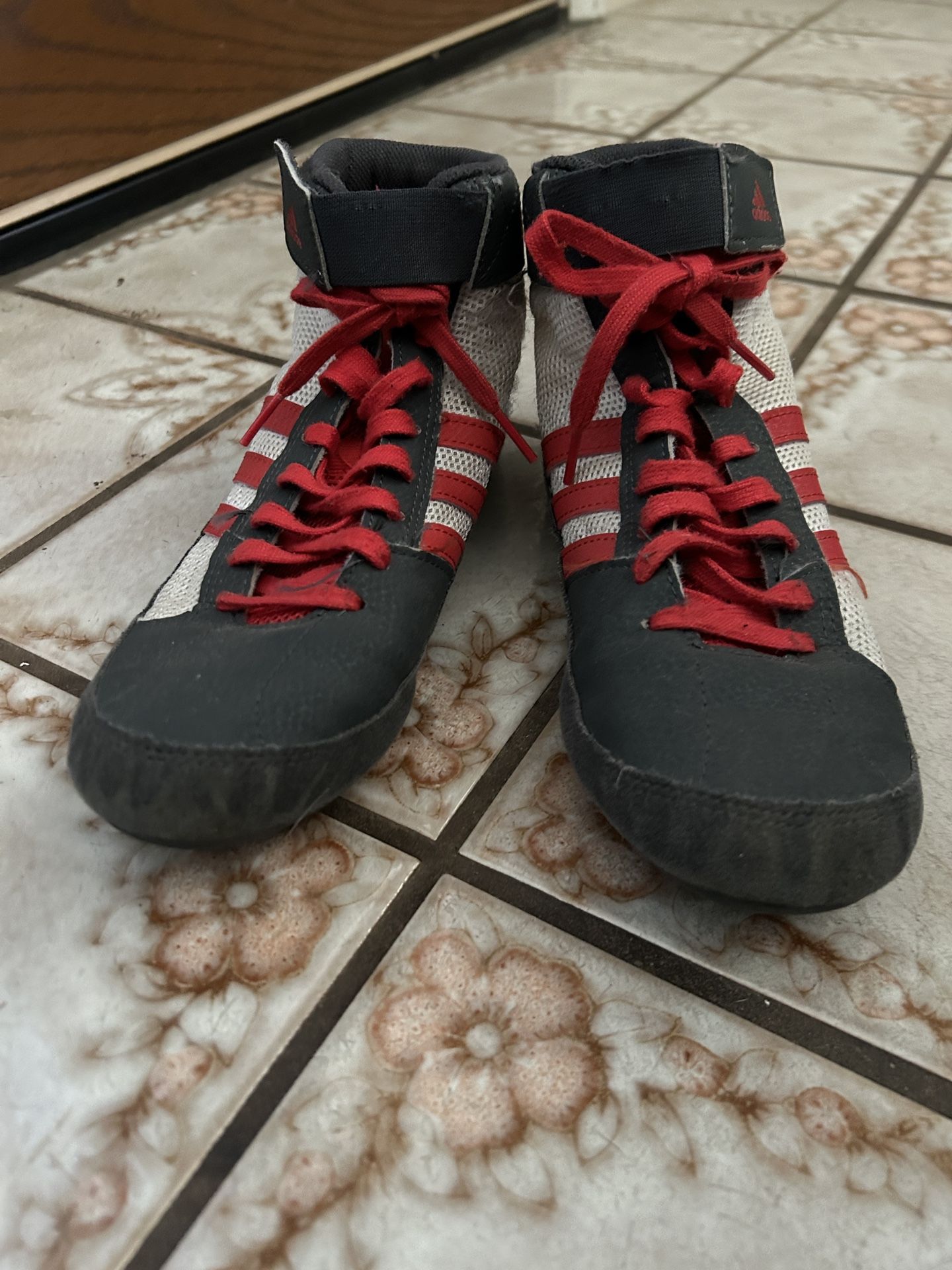 Adidas Wrestling Shoes (size 7)