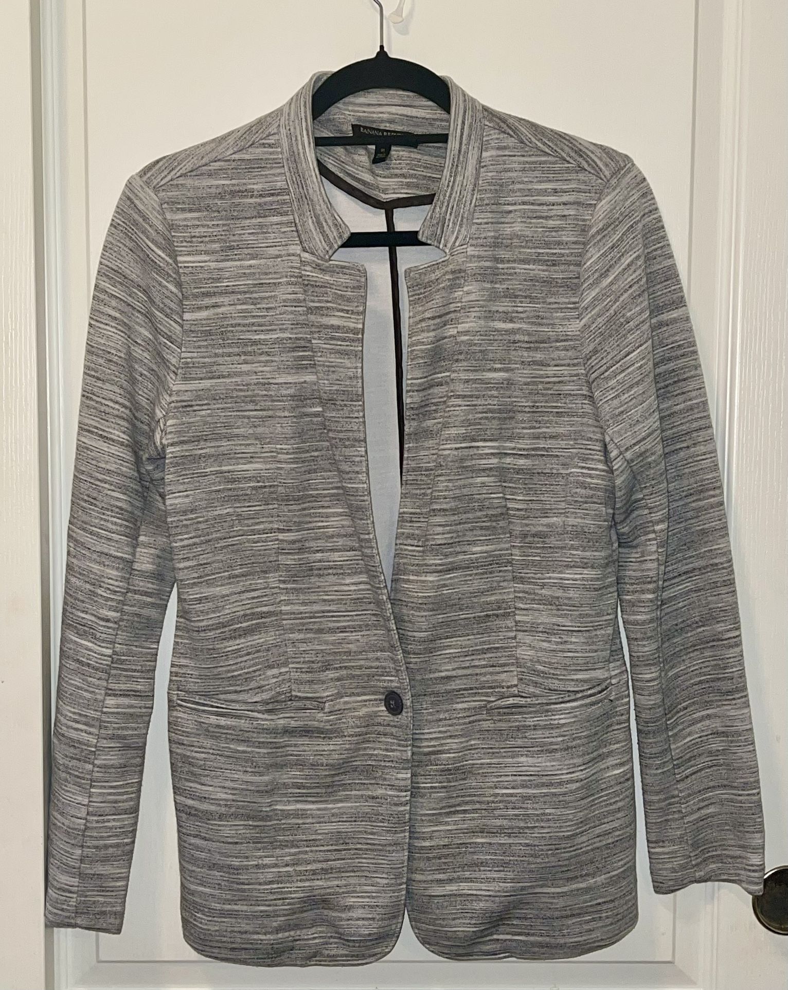 Banana Republic Gray Blazer with Tailored Fit and Classic Design