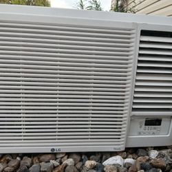 EXTRA LARGE LG AIR CONDITIONER 