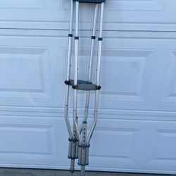 Crutches 