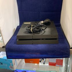 Play Station 4