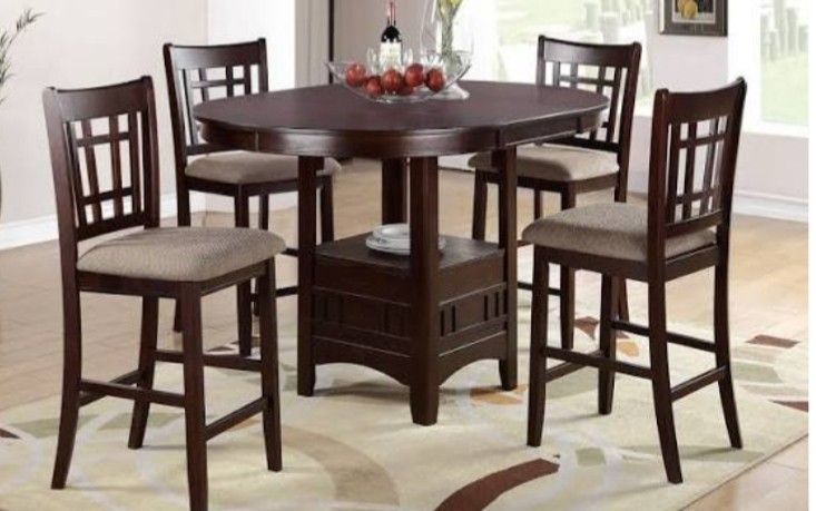 Counter table 4 barstools