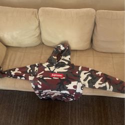 Supreme Hoodie