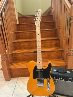 Squier FSR Telecaster (Mint) w/ Fender Amp