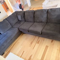 Sectional Couch 