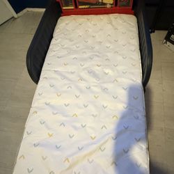 Lighting McQueen Kids Bed With Mattress
